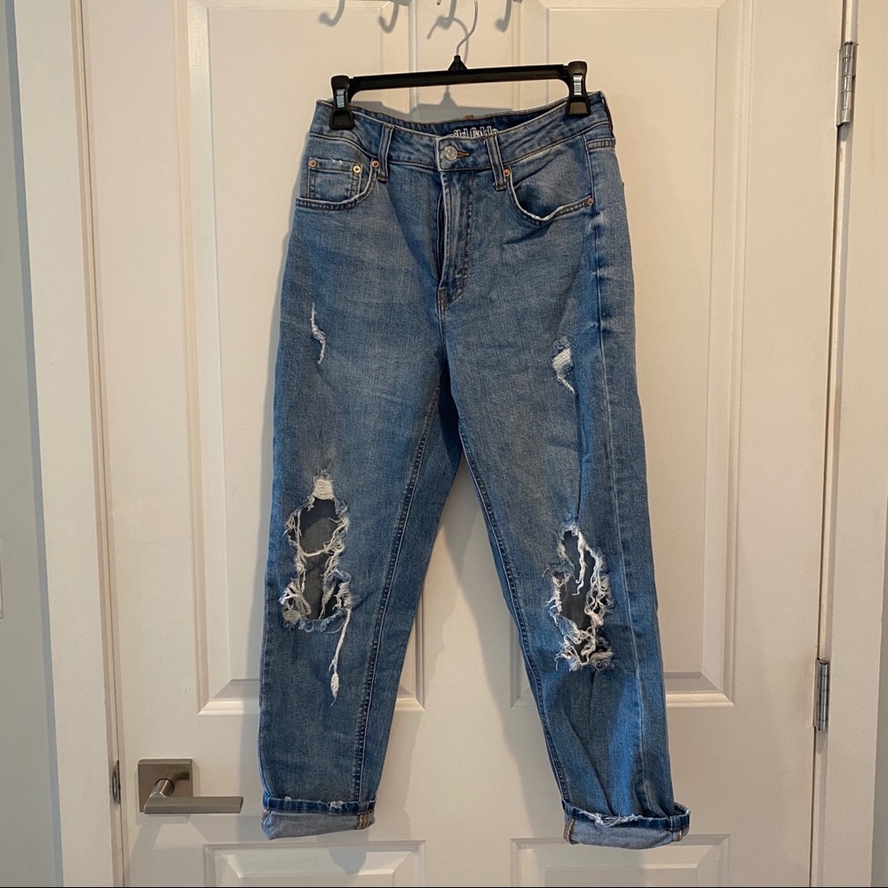 Wild Fabel High Rise Mom Jeans